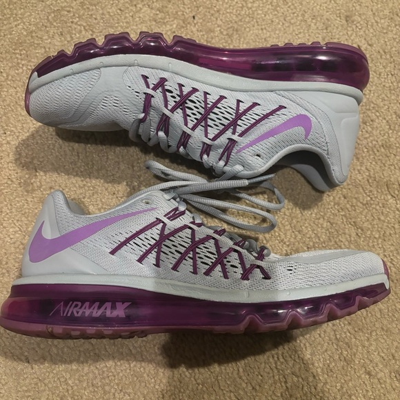 Nike Women's Air Max 2015 Shoes in Gray & Purple EUC - Picture 2 of 10